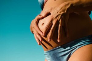 Pregnant Belly Vs Fat Belly Difference: How To Figure It Out?